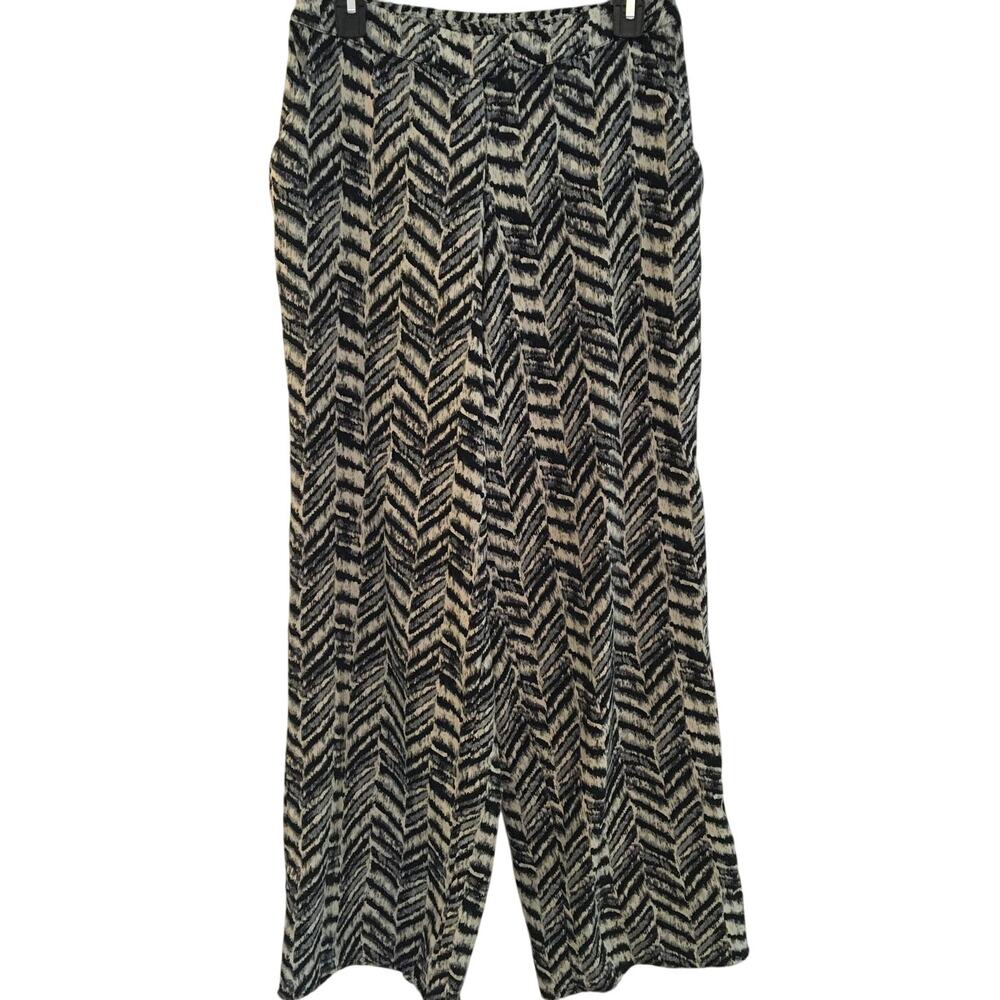 Solitaire Size Medium Black & Gray Palazzo Pants With Pockets